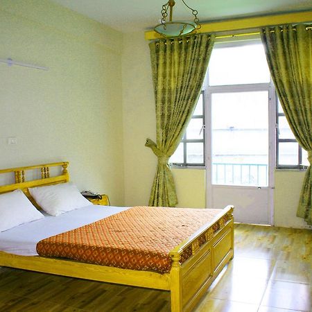 Pine Top Hotels Naran Bagian luar foto