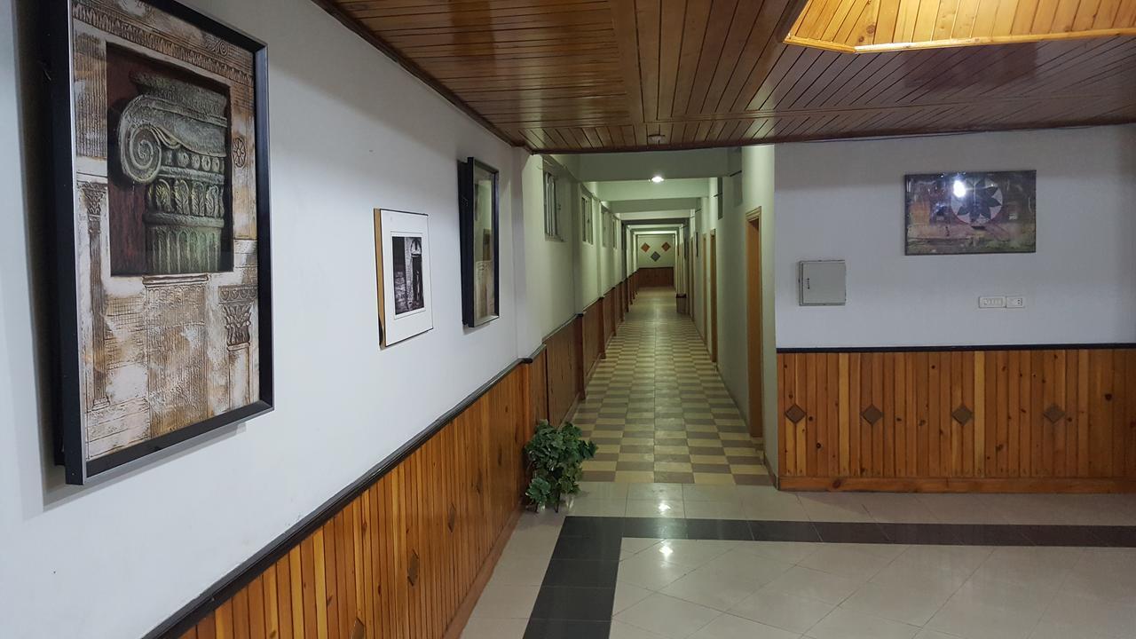 Pine Top Hotels Naran Bagian luar foto